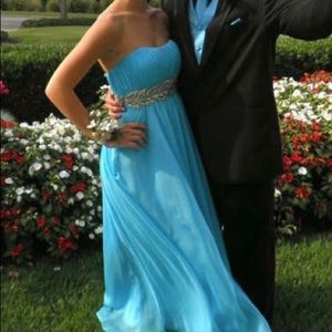 La Femme Turquoise Prom Dress